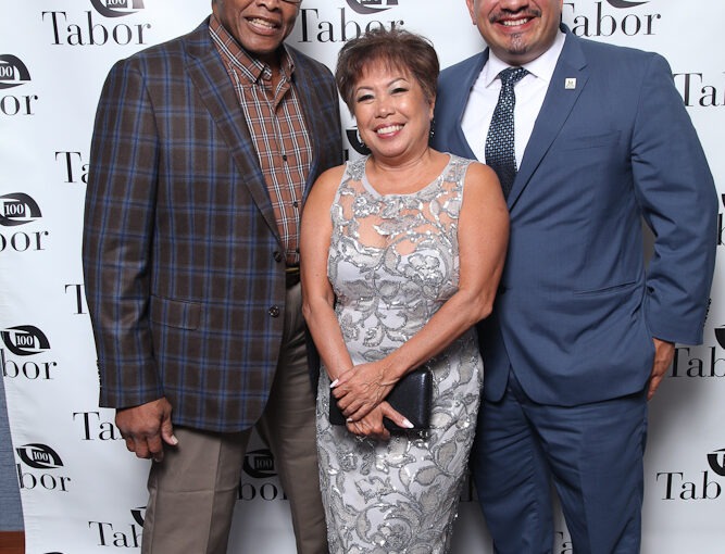 imgi_16_IMG_8166-131-1-667×510