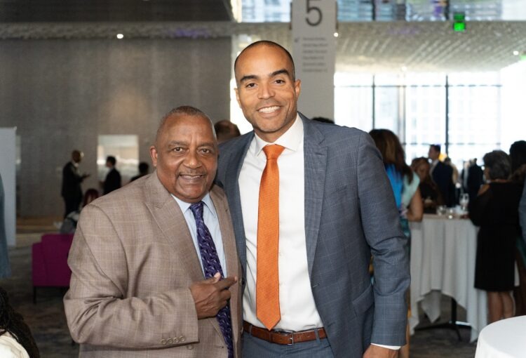 imgi_9_Nick-Brown-750×510